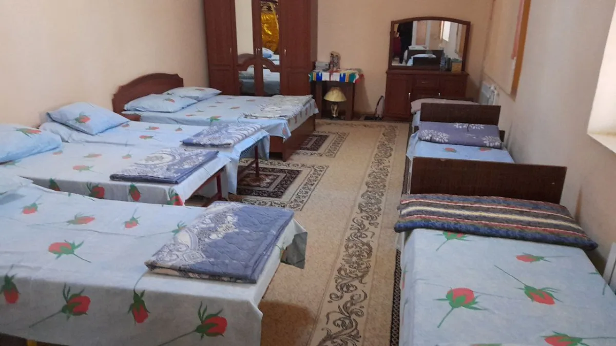 Shaxriyor hostel rasmi 4